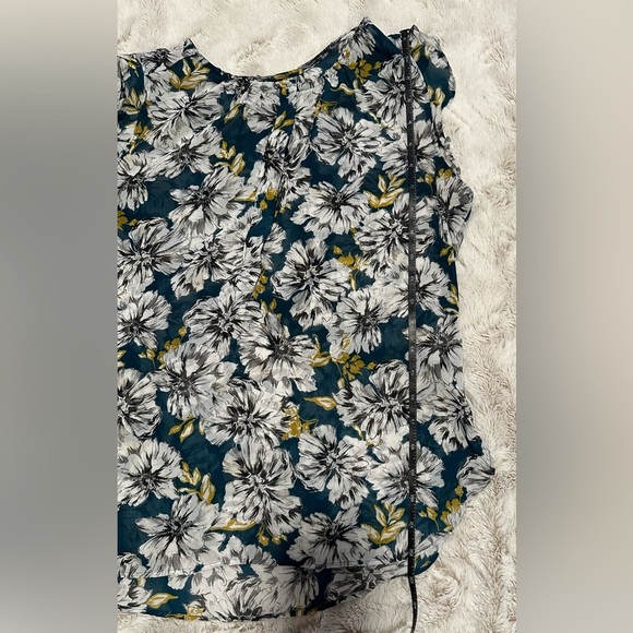 Ann Taylor Floral Ruffle Sleeve Blouse - Picture 7 of 7